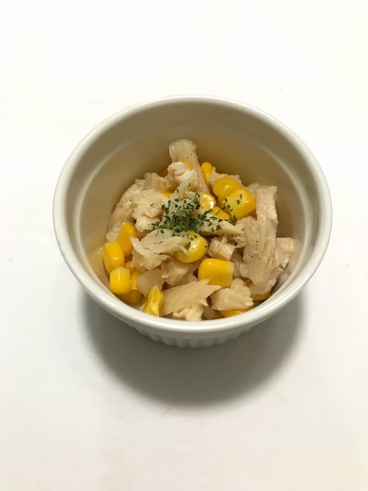 チキンとコーンのシンプルオリーブオイル和えの完成写真