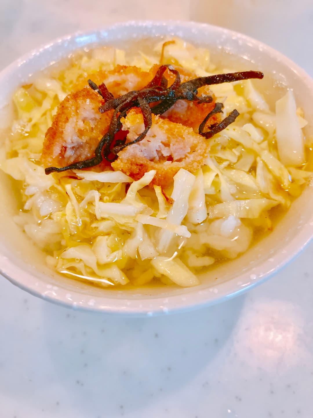 老舗の味?トンカツ茶漬けの完成写真