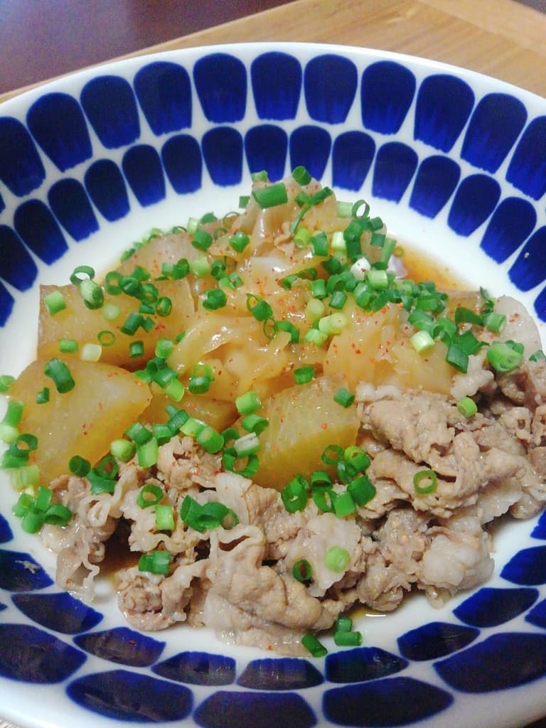 豚肉と大根とシューマイの煮物の完成写真