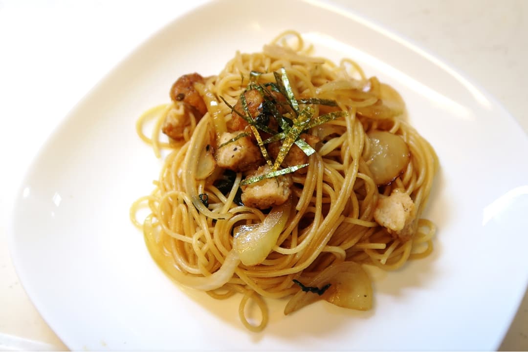 つくねと玉ねぎの和風パスタの完成写真