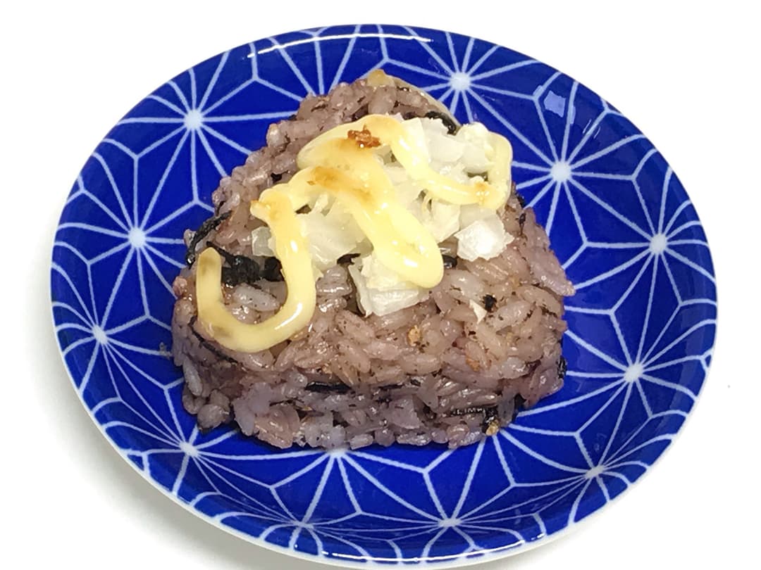 焼オニオン梅ひじきの完成写真