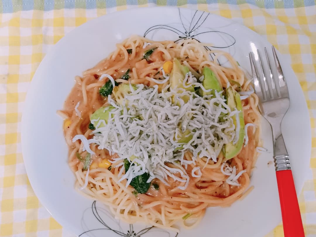 アボカドとしらすの春パスタの完成写真
