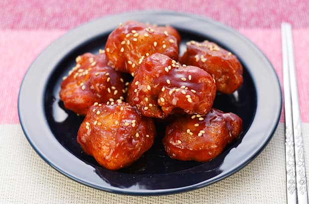 ヤンニョムチキンの完成写真