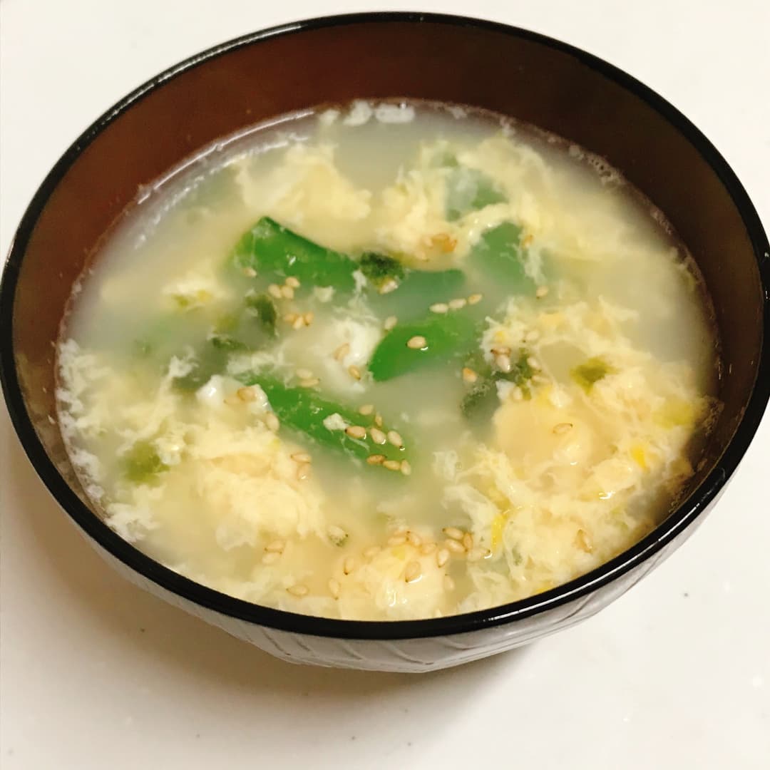 海苔とスナップえんどうの中華スープの完成写真