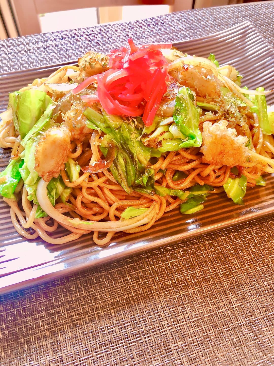 キャベツたっぷり鶏天焼きそばの完成写真