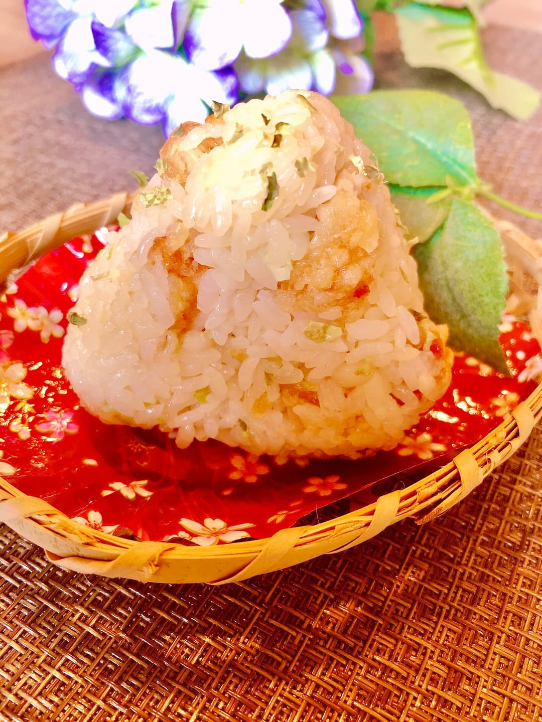 鶏天にぎり悪魔のおにぎり風の完成写真