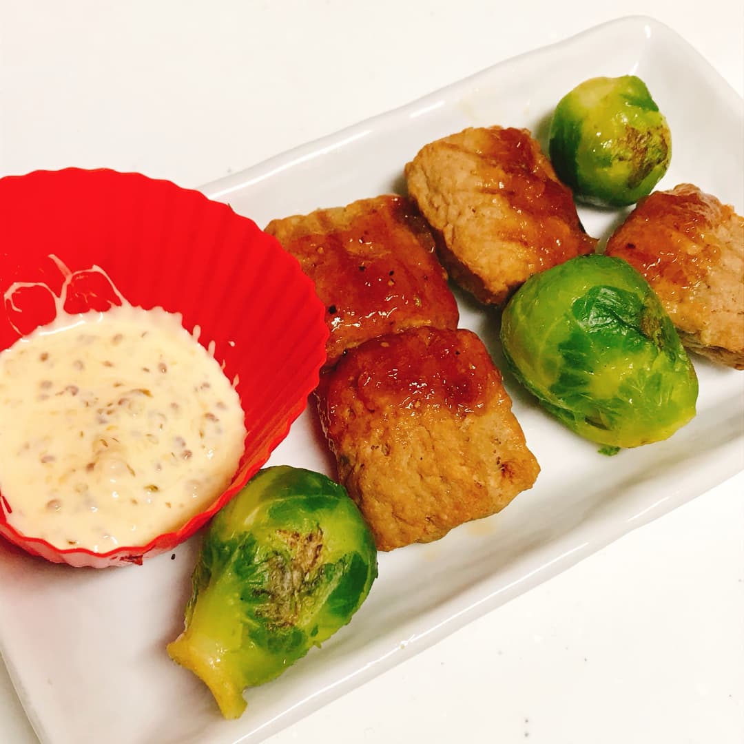 直火焼サイコロステーキのマヨマスタードの完成写真