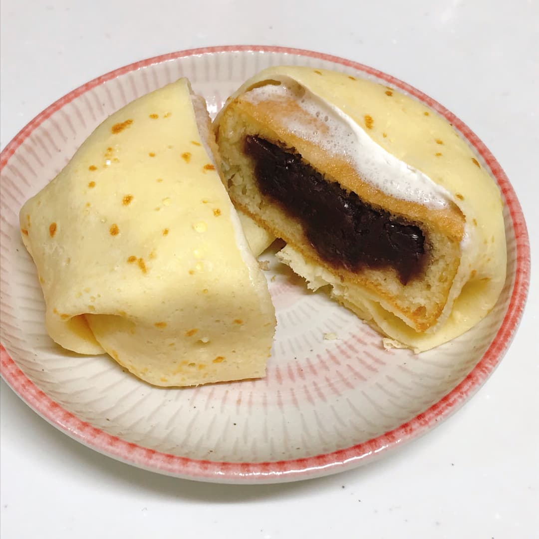 今川焼あずきあんのホイップクレープの完成写真