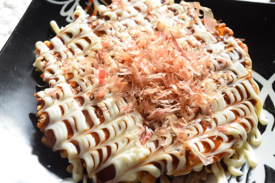 牛カルビともやしのお好み焼きの完成写真