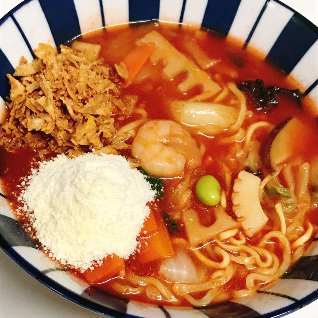 ヘルシーな具沢山トマト麺の完成写真