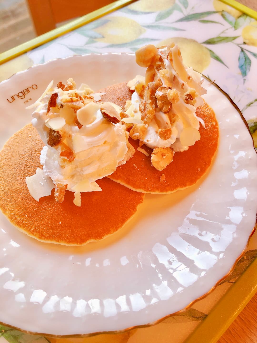 ナッツと生クリームのパンケーキの完成写真