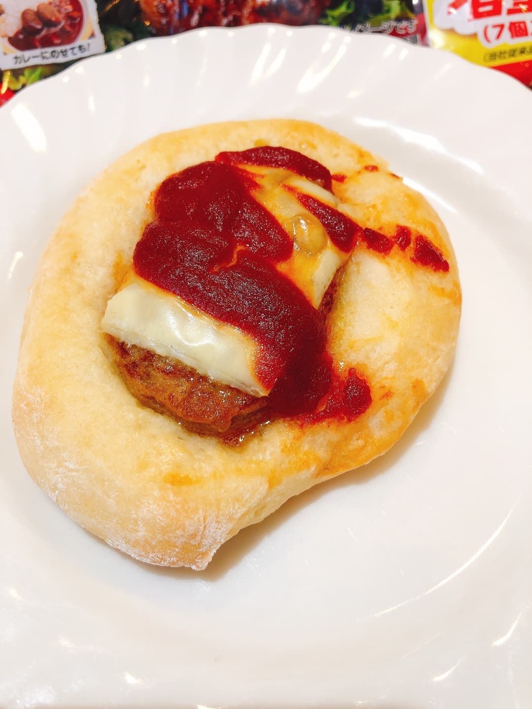 ハンバーグパンの完成写真