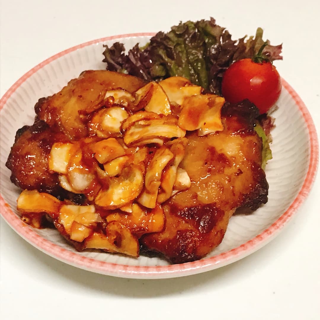 ケチャップマッシュルームチキンの完成写真