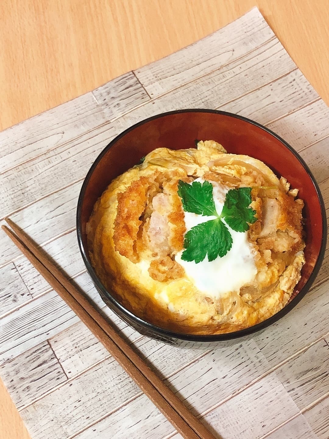 極上ヒレカツでカツ重の完成写真