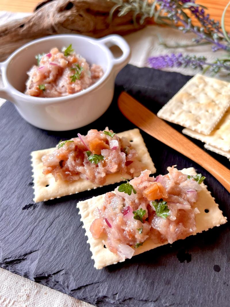 マグロの梅タルタルの完成写真