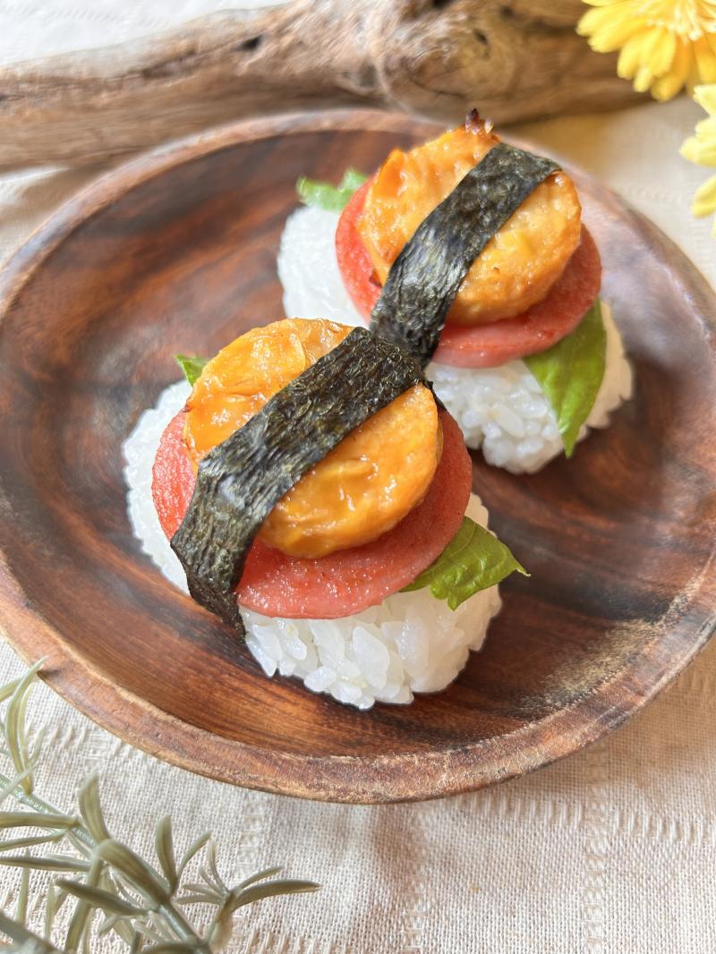 ソーセージと焼きもろこしのおにぎりの完成写真
