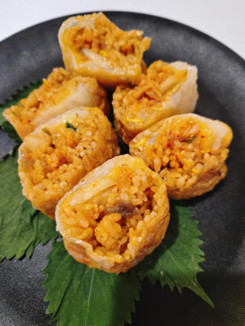 キムチーズビビンバ炒飯ライスペーパー包み焼きの完成写真