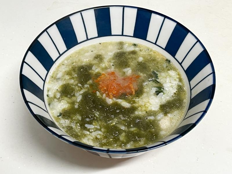 参鶏湯の海苔粥の完成写真