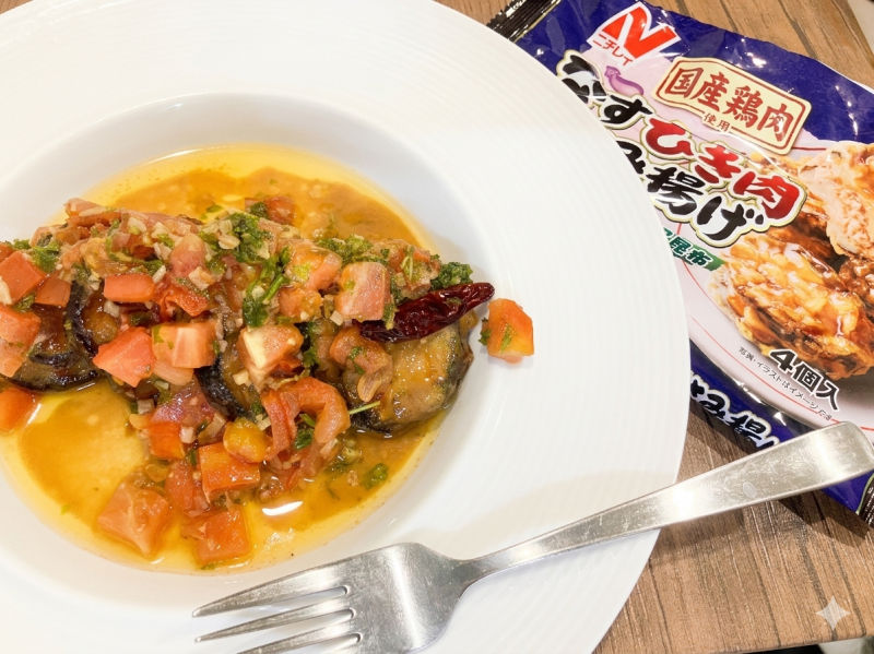 食材として使用したなすひき肉はさみ揚げも一緒に写したなすのはさみ揚げアヒージョソース