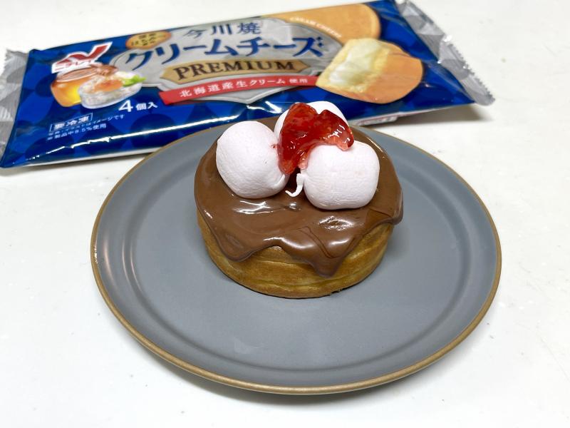 食材として使用した今川焼（クリームチーズ※ プレミアム）も一緒に写した今川焼クリームチョコマシュマロ