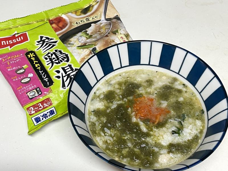 食材として使用した参鶏湯（サムゲタン）も一緒に写した参鶏湯の海苔粥