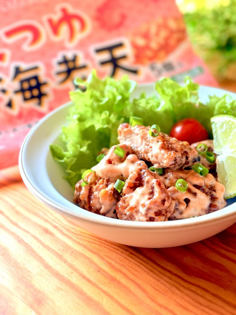 食材として使用した天つゆ海老天も一緒に写した海老天エビマヨ